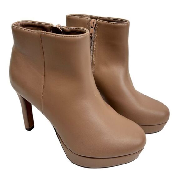 BCBGeneration Boots Size 5.5 Brown High Heel Platform‎ Booties Side Zip Closure - Picture 1 of 9